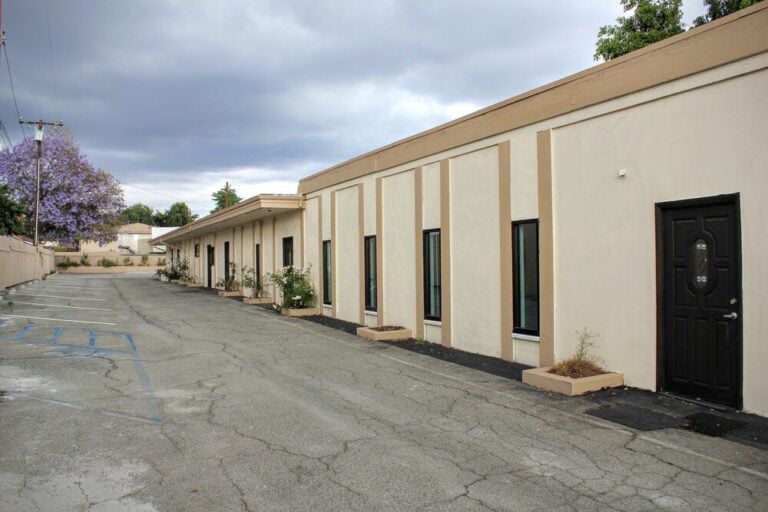 12433 Lambert Rd office building in Whittier, CA